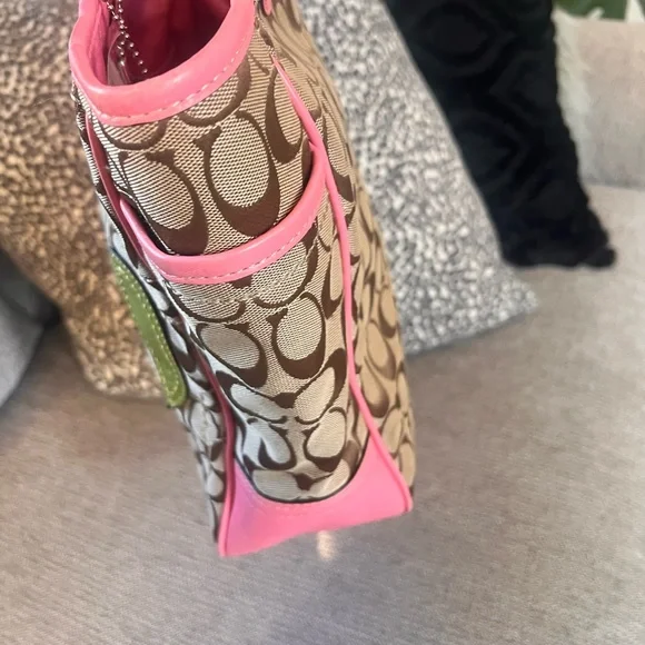 Coach Pink Floral Daisy Bleeker Signature Leather Shoulder Tote Bag - Picture 5 of 9